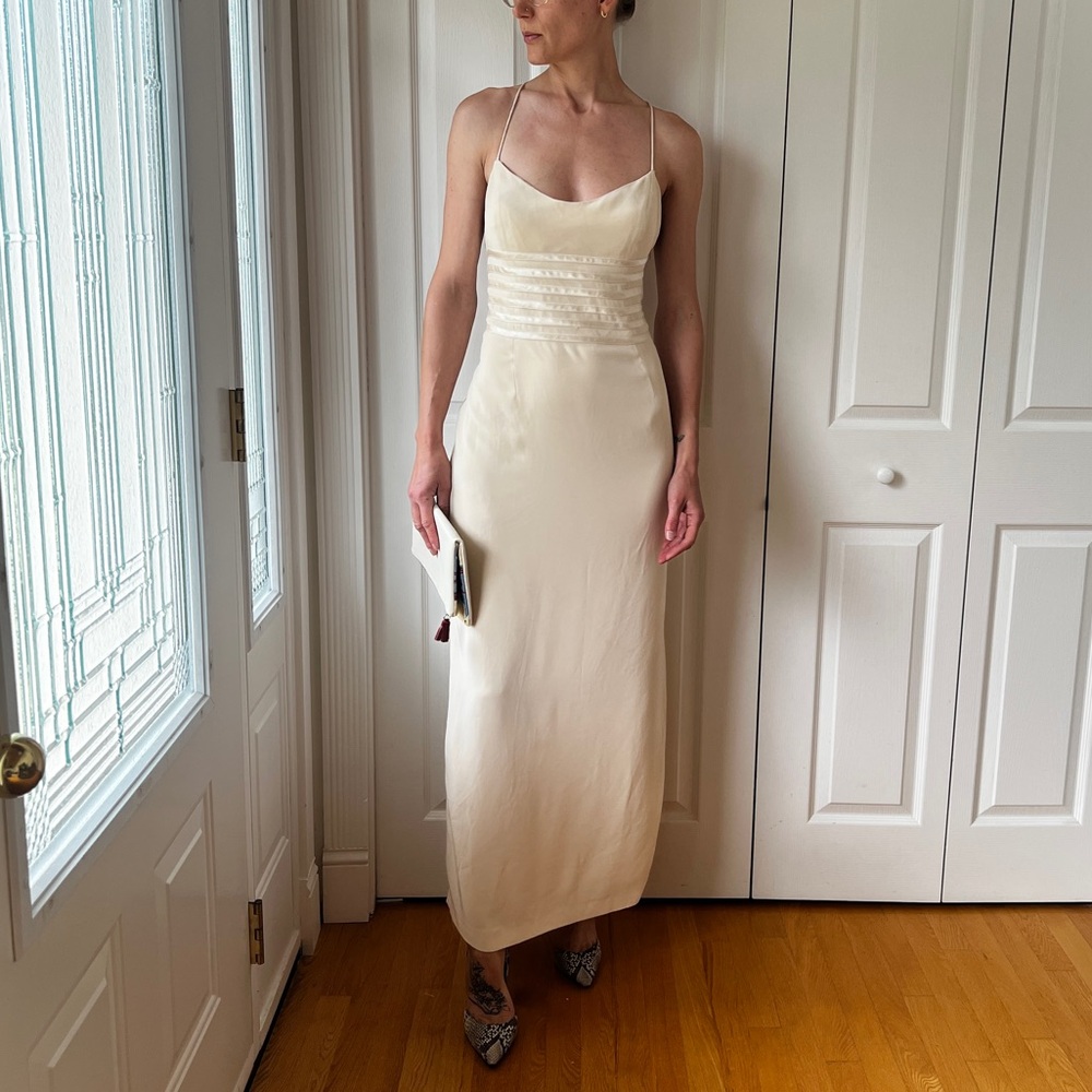 Y2K Elegant Cream Evening Gown - Picture 3 of 10